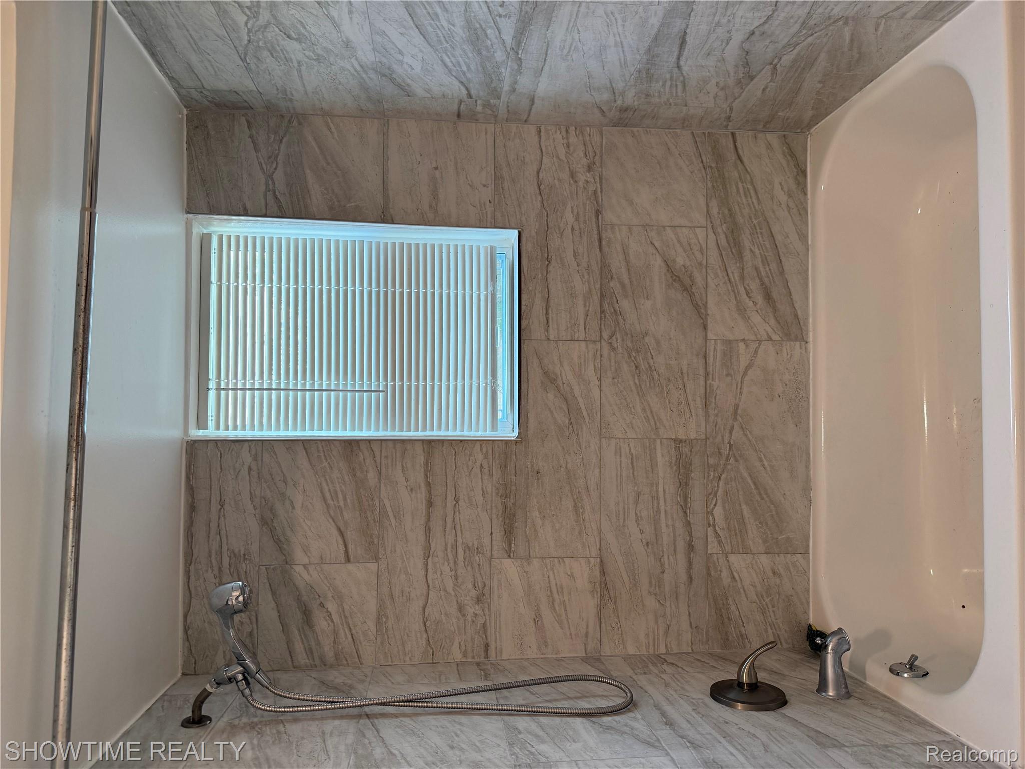 30486 Groveland Street