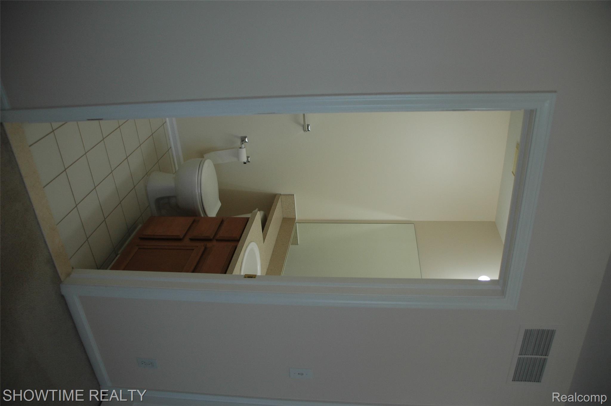 1238 University Drive