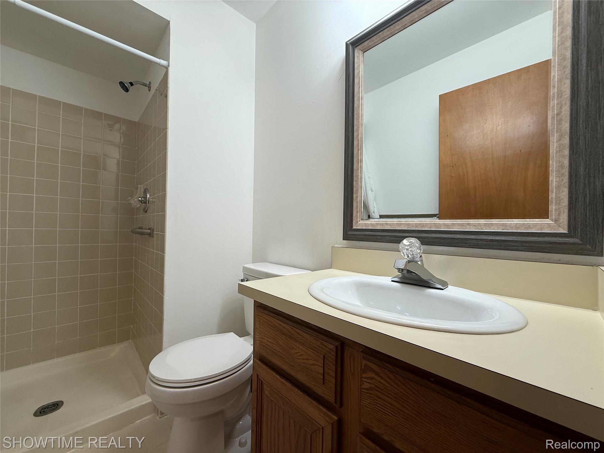 15356 Ashley Court
