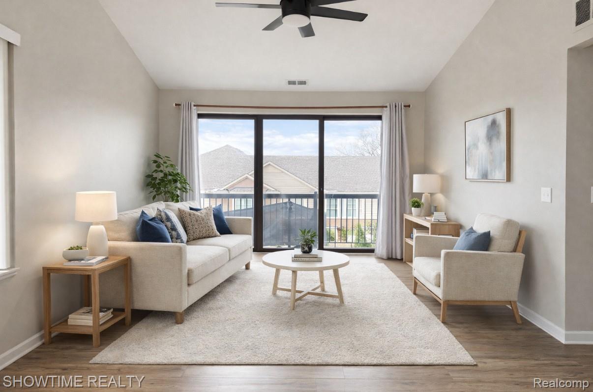 30671 HIDDEN PINES Lane