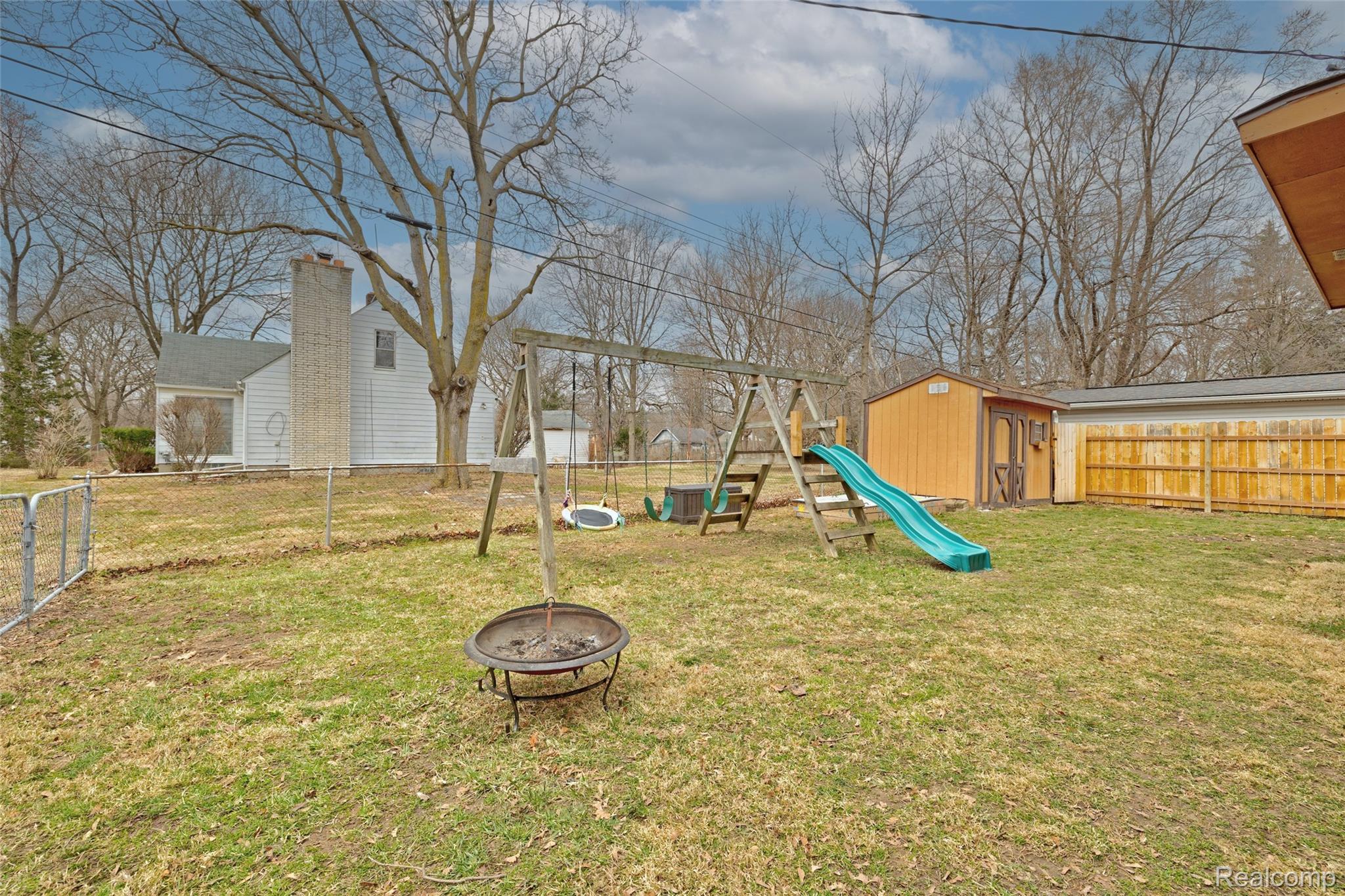 4009 Airport Road