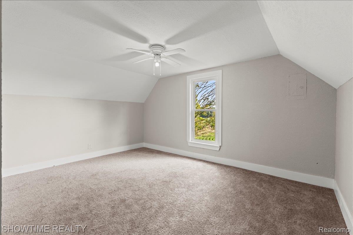 1865 N BLACKS CORNERS Road