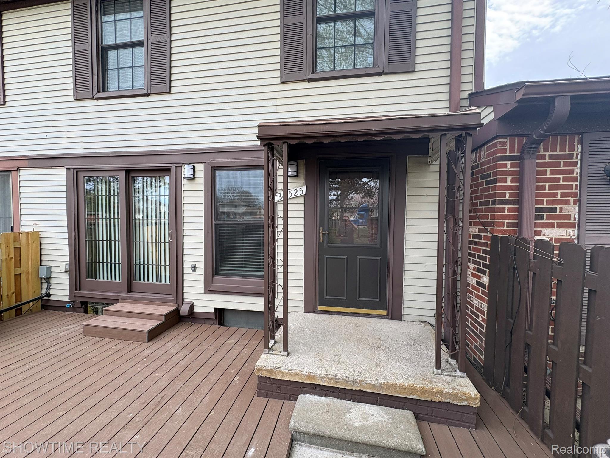 39525 Heatherheath Drive