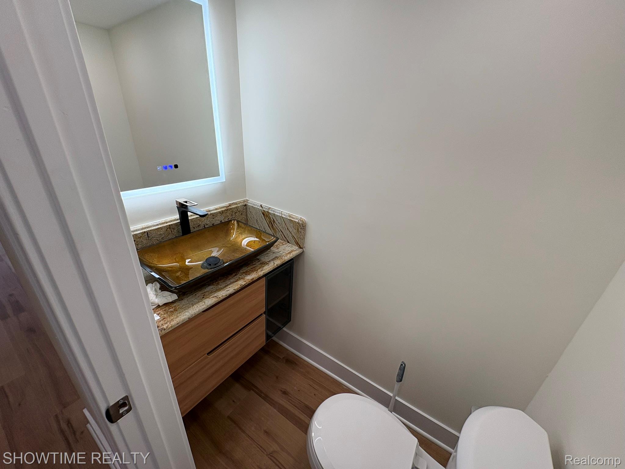 39525 Heatherheath Drive