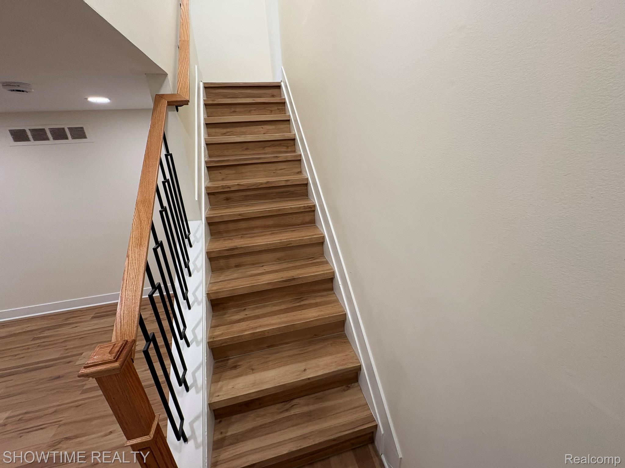 39525 Heatherheath Drive