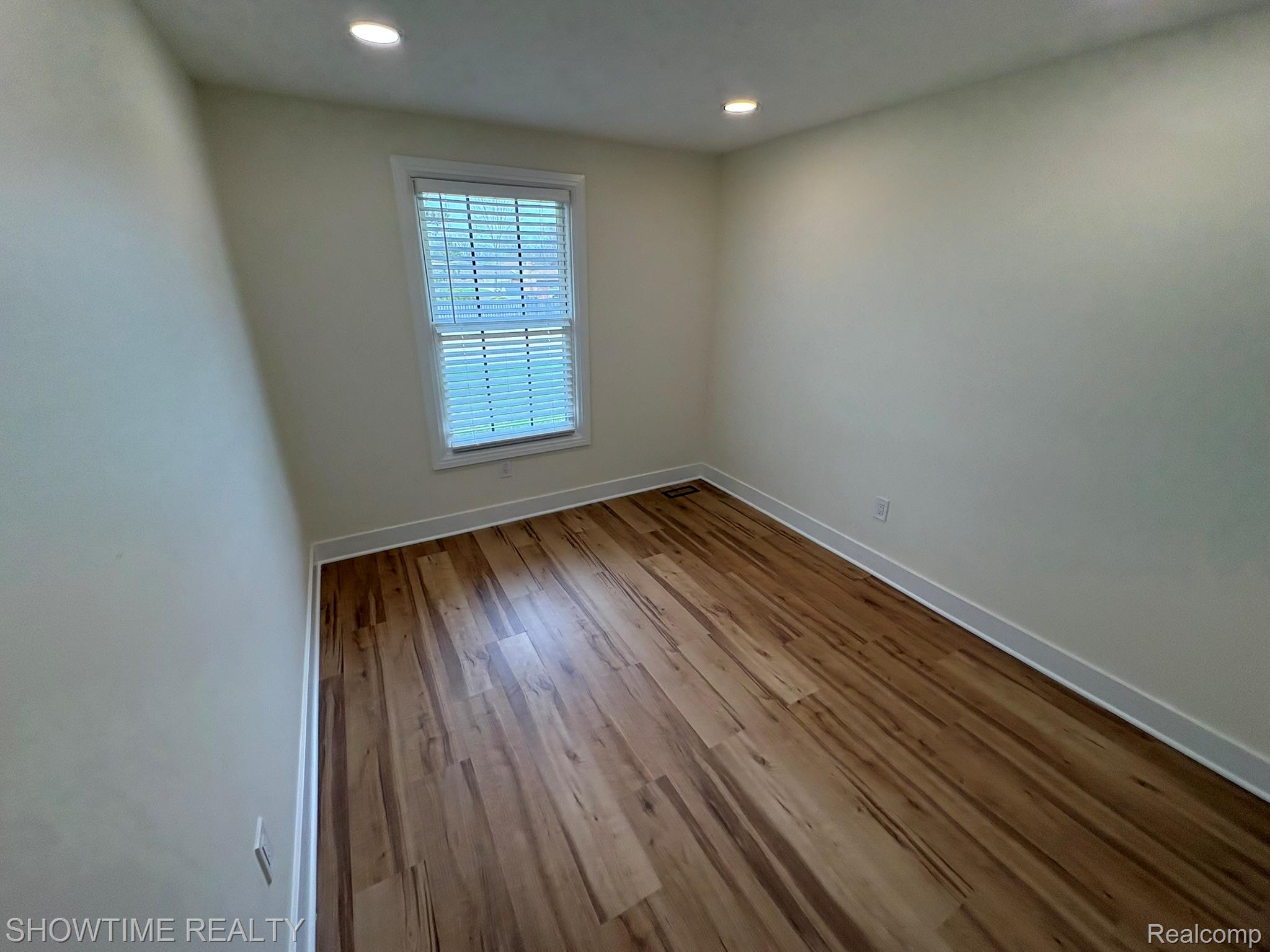 39525 Heatherheath Drive