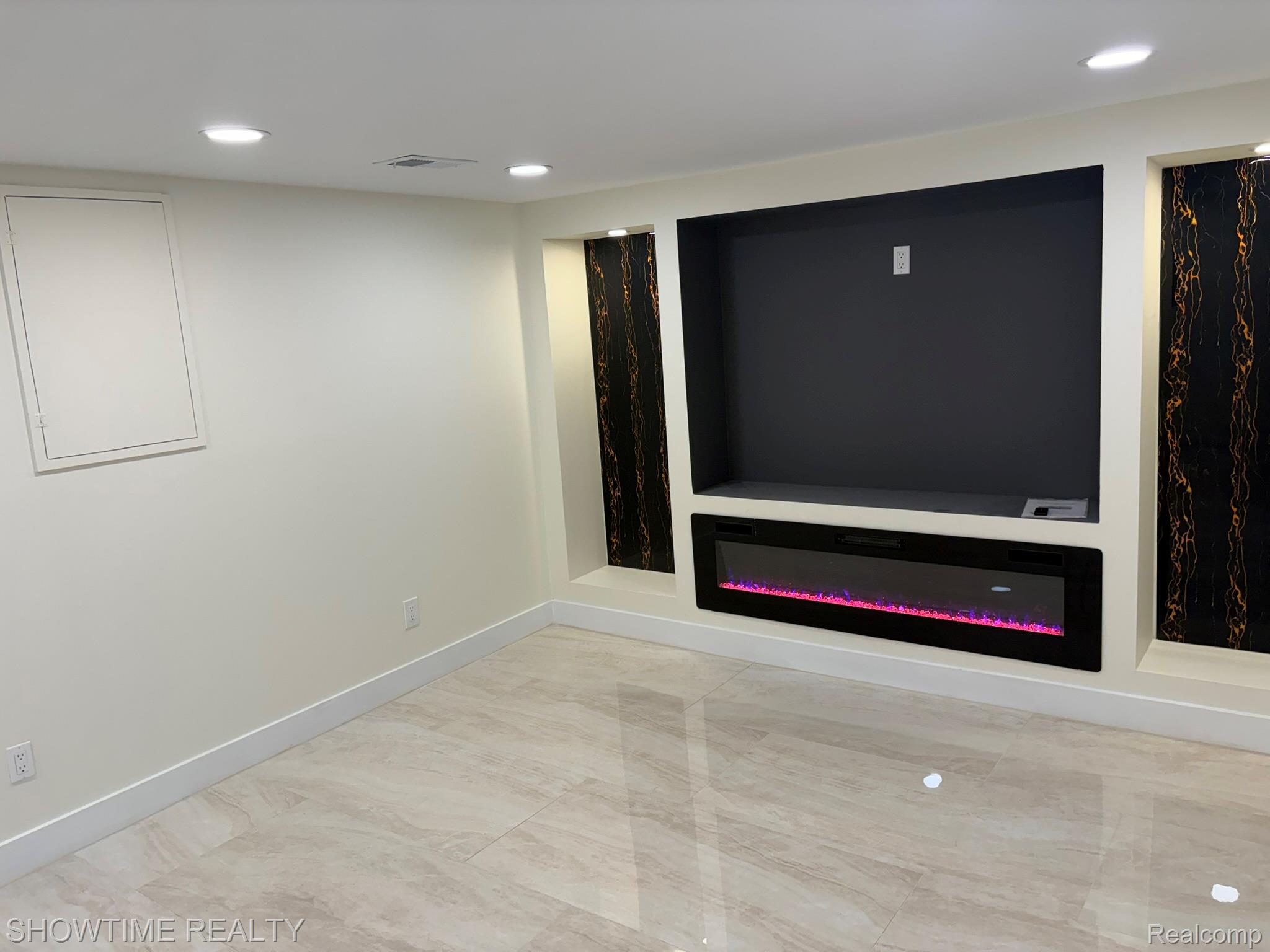 39525 Heatherheath Drive