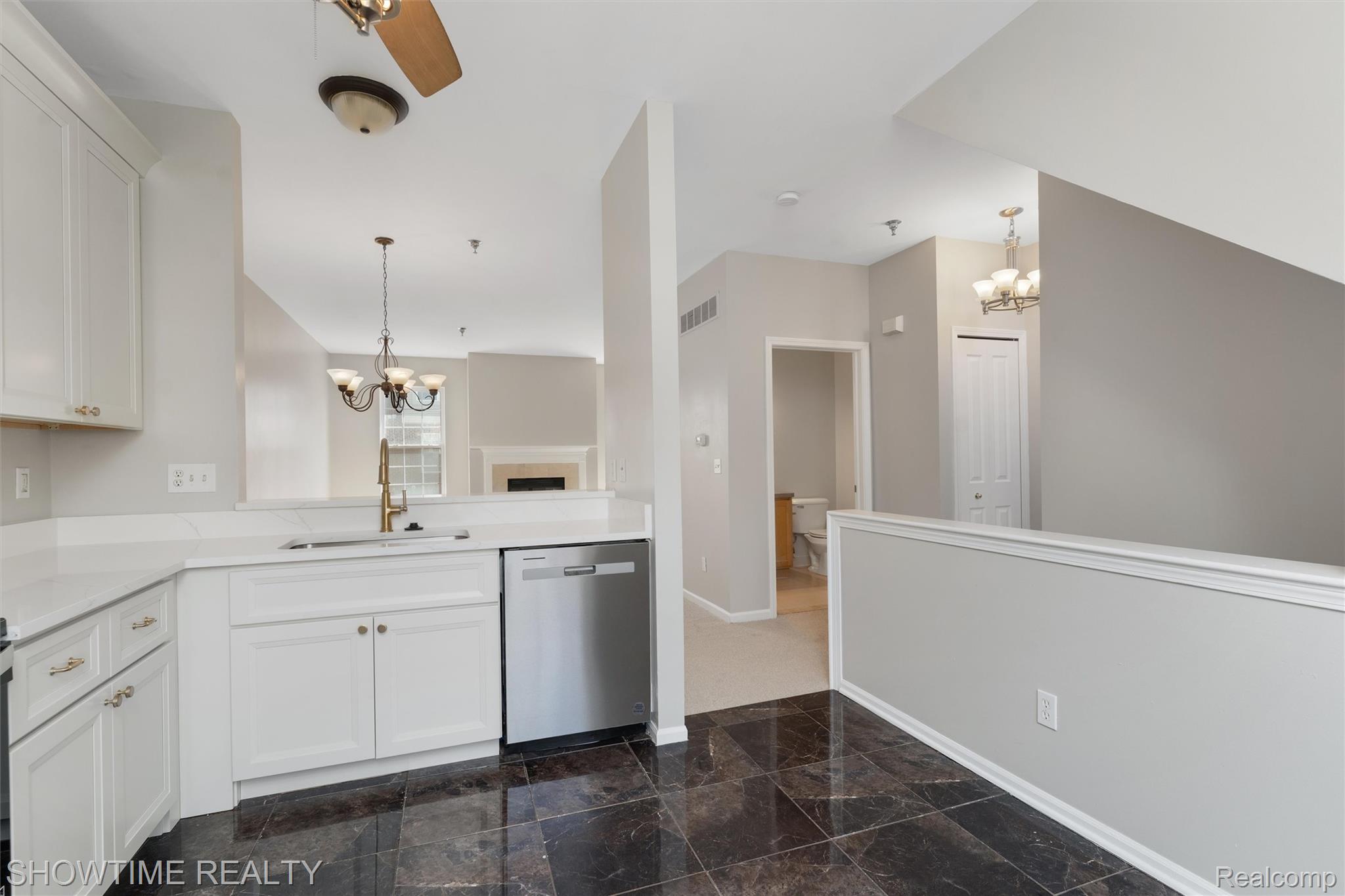 25457 Saint James