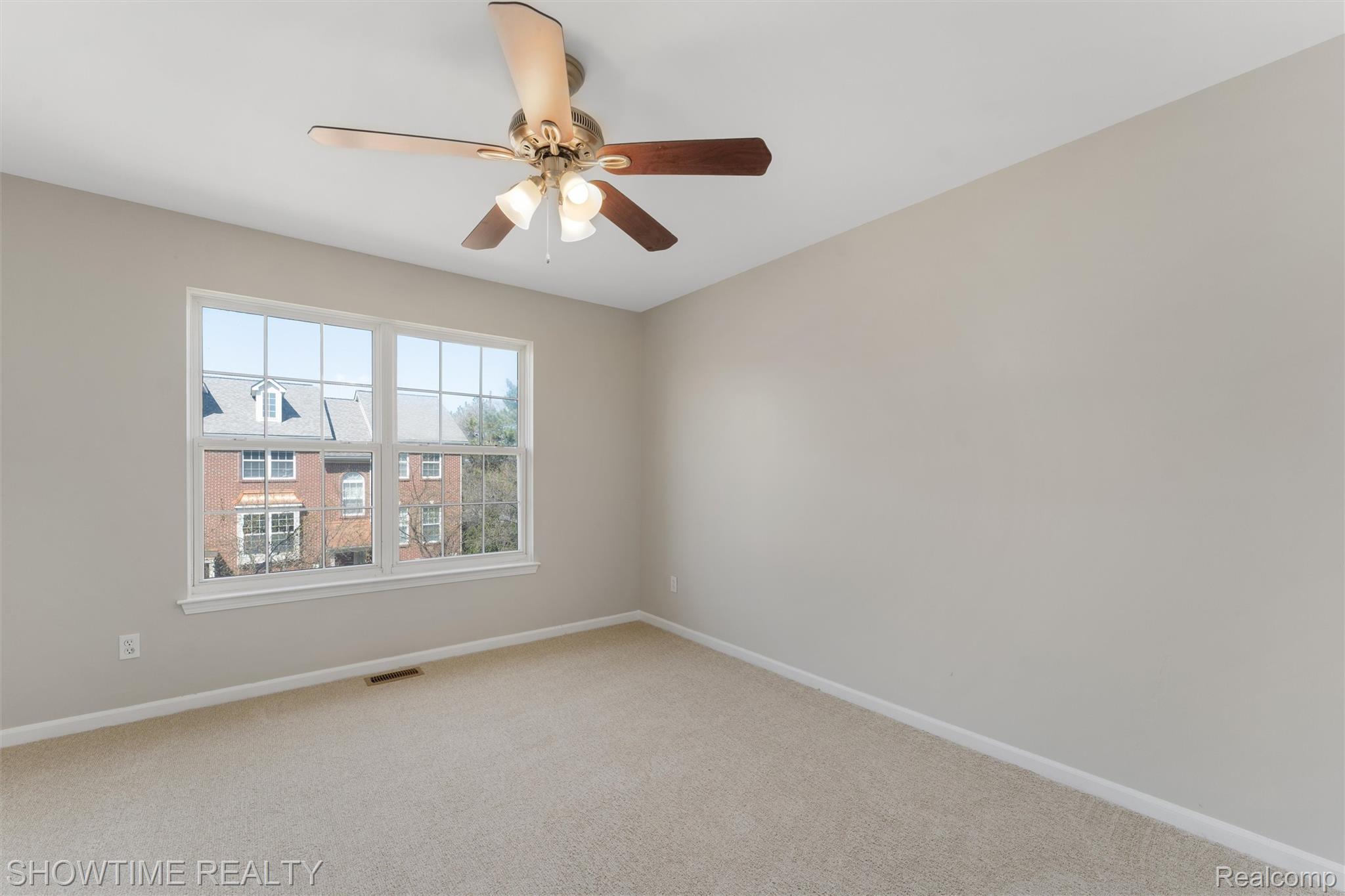 25457 Saint James