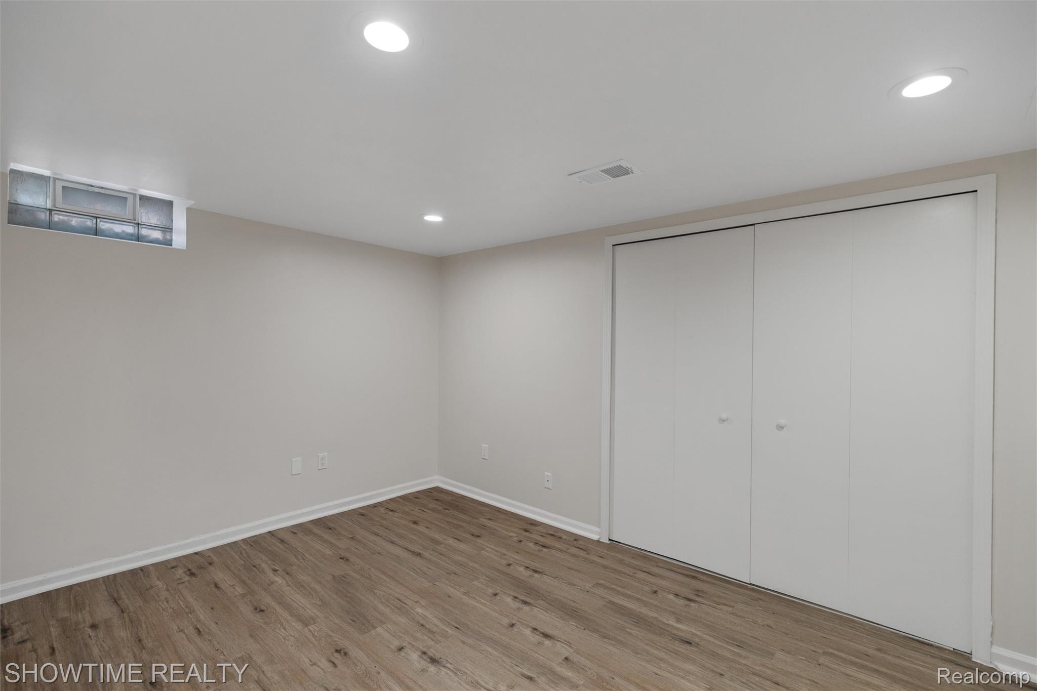 11287 Brougham Drive