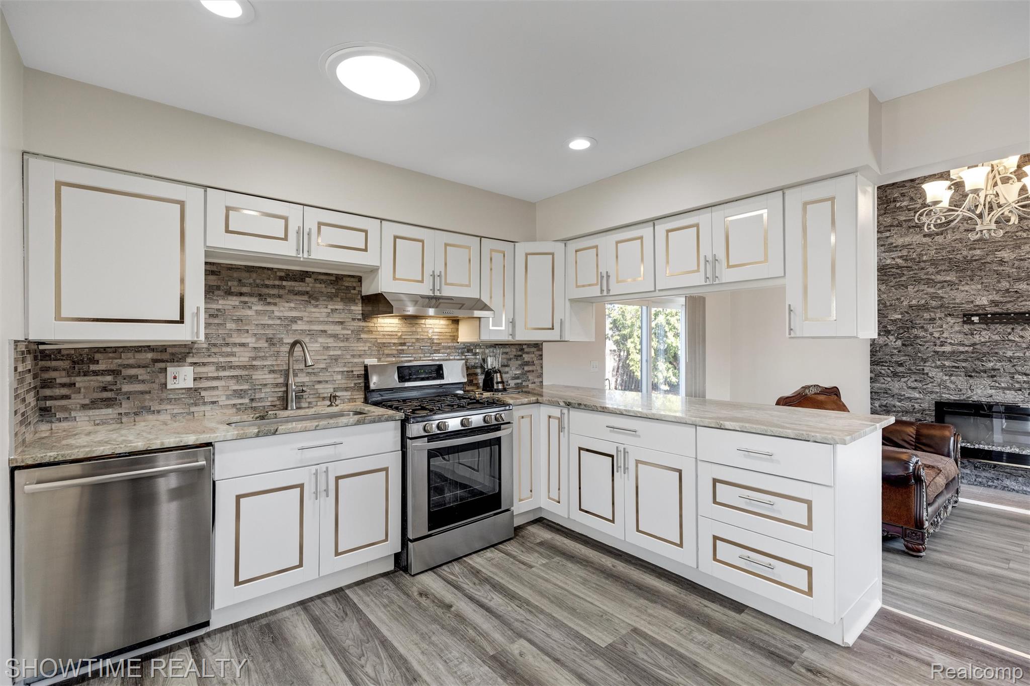 11287 Brougham Drive