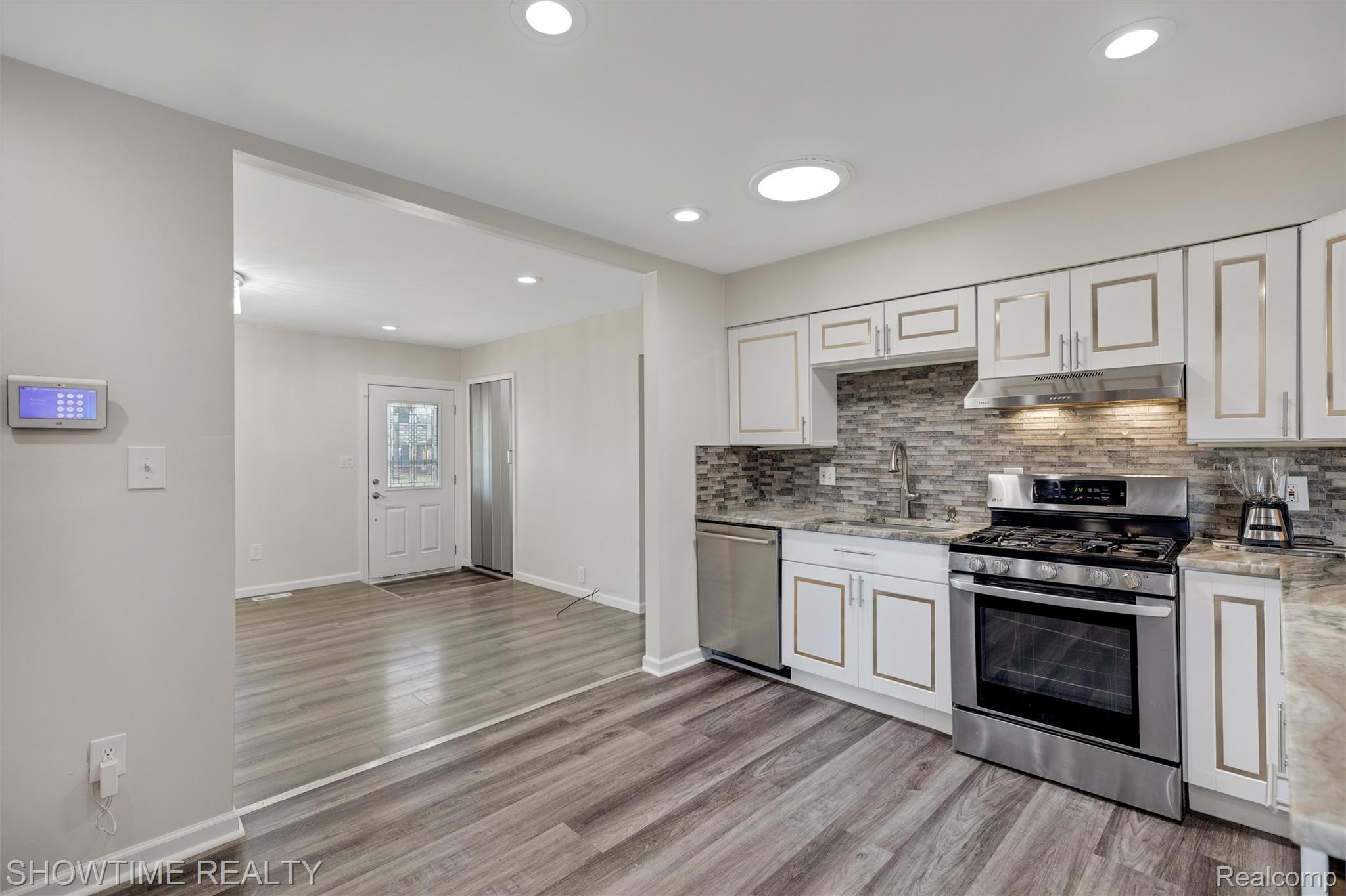 11287 Brougham Drive