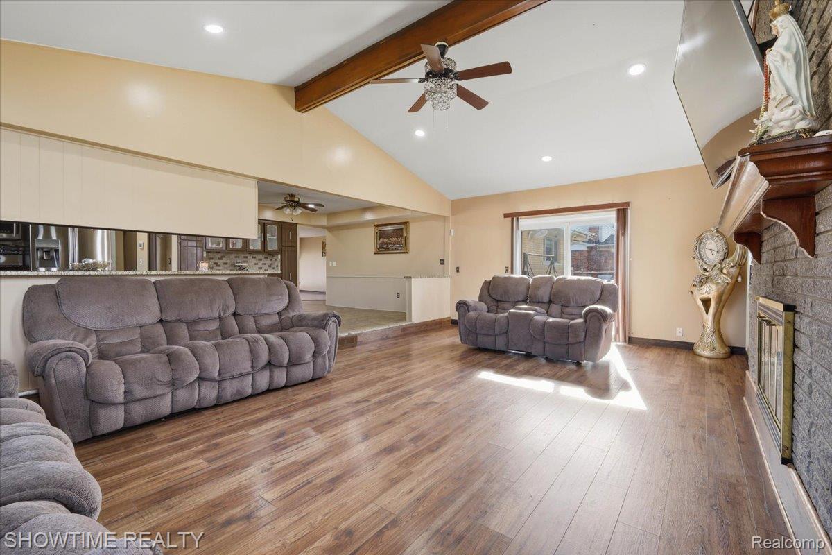 16515 Cederama Drive