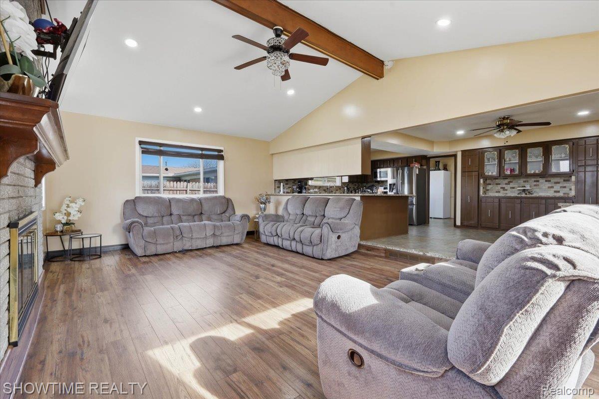 16515 Cederama Drive