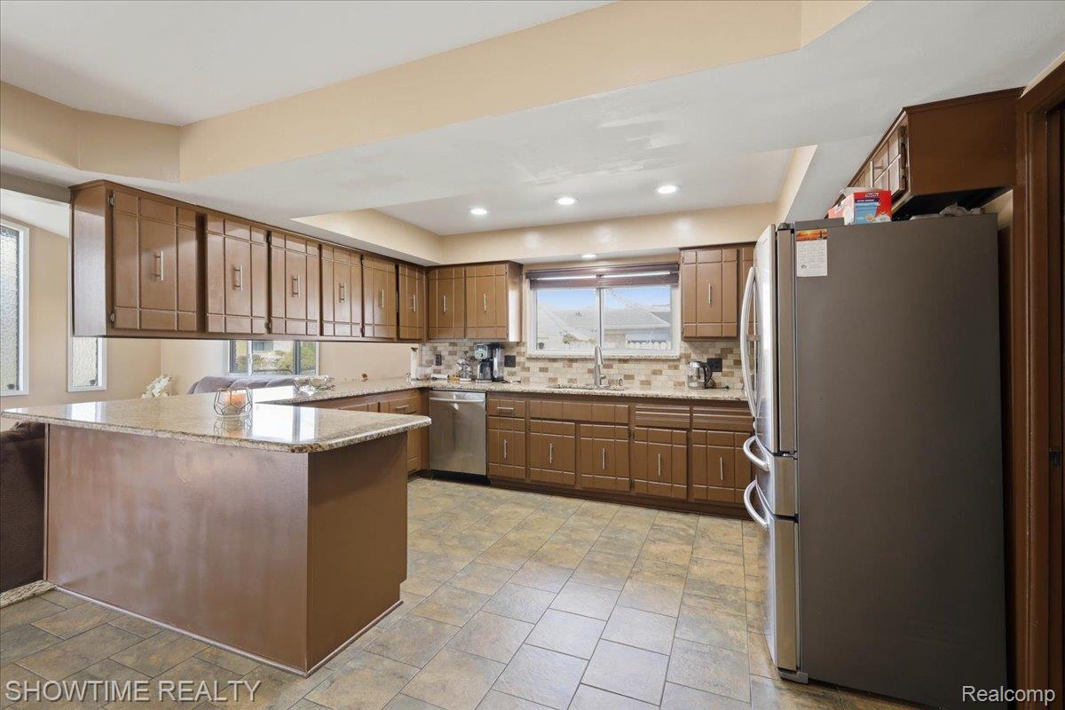 16515 Cederama Drive