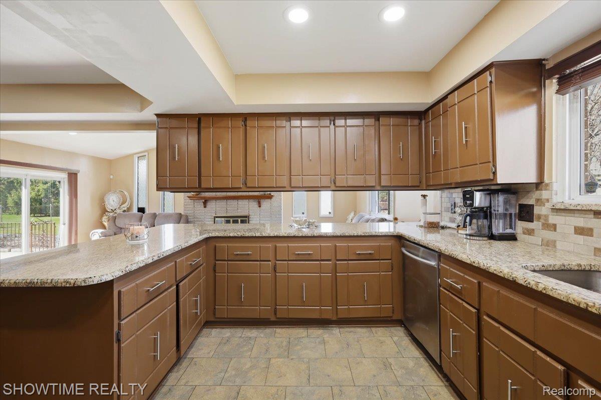 16515 Cederama Drive