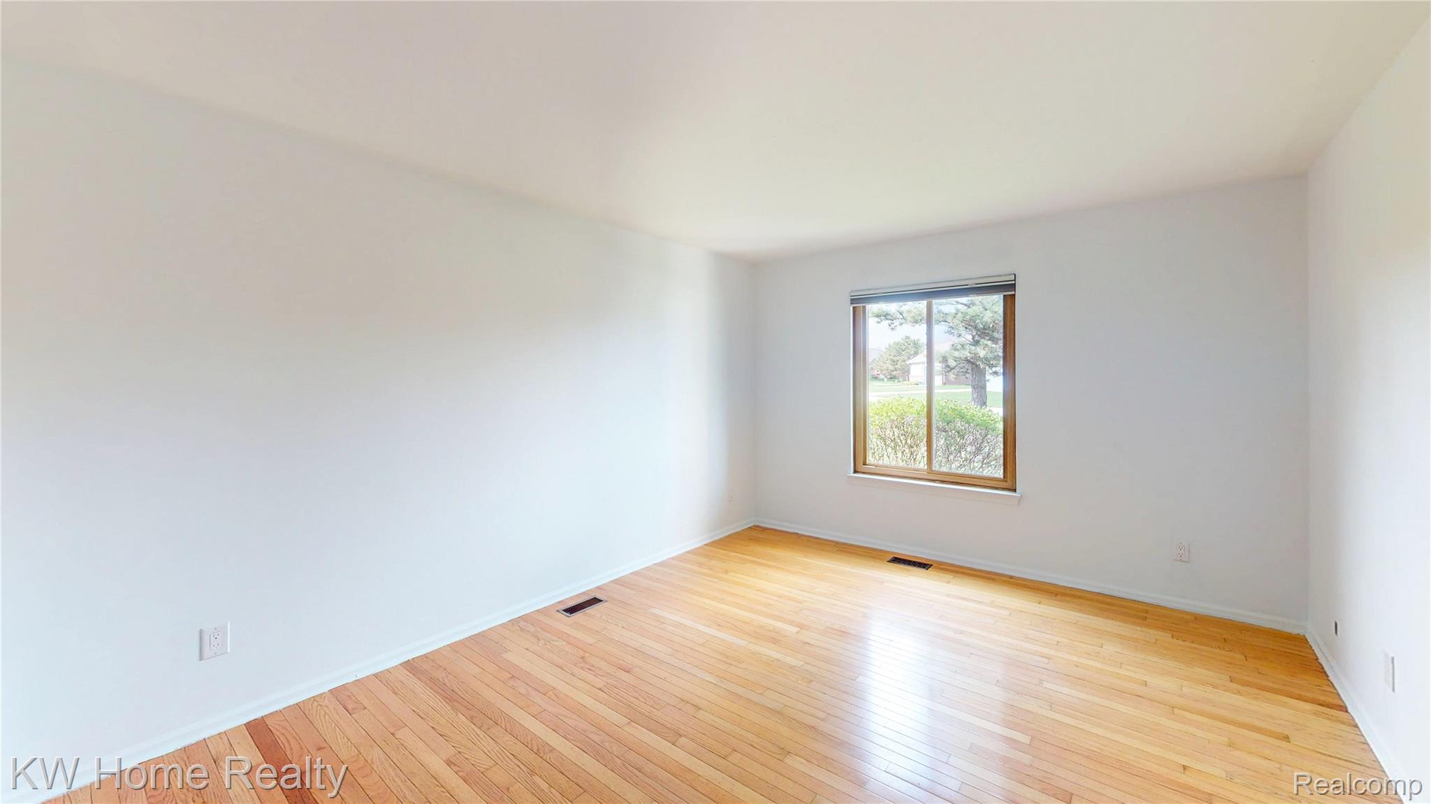 15769 Balfour Drive 22