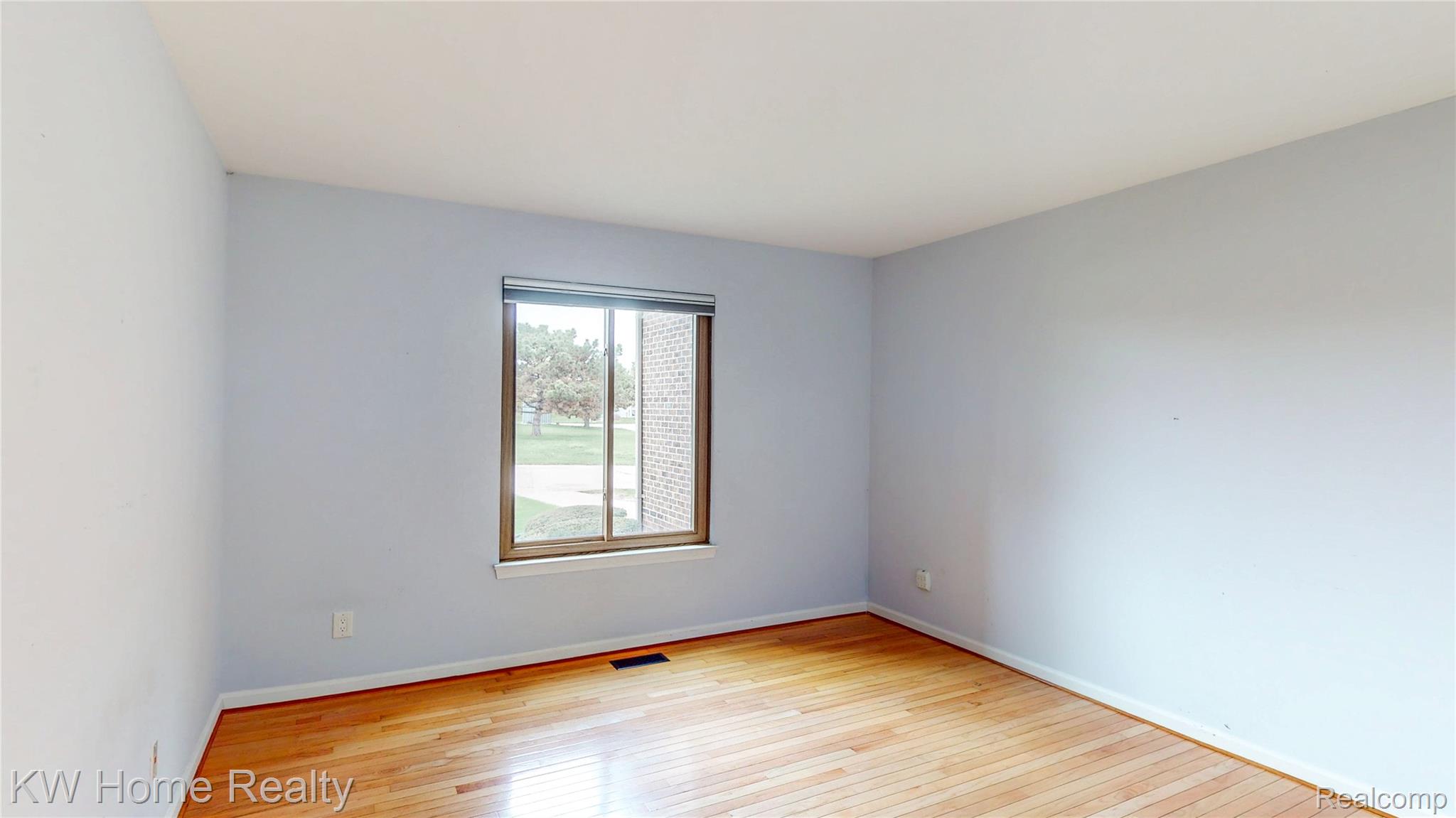 15769 Balfour Drive 22
