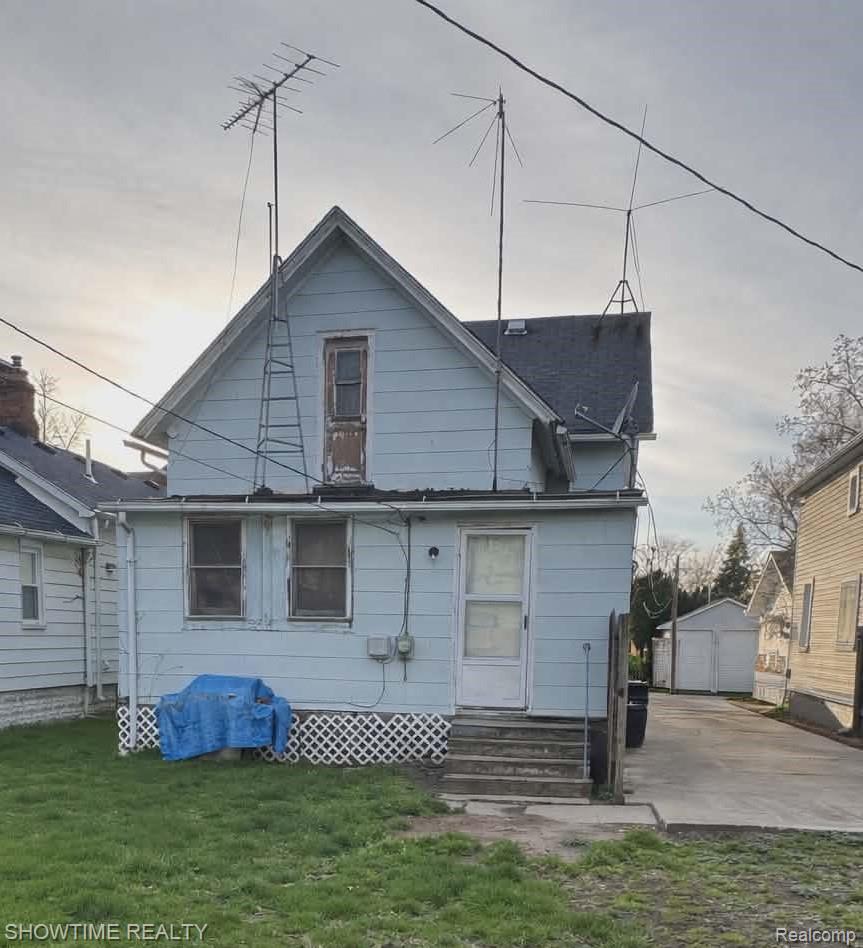 149 S William Street