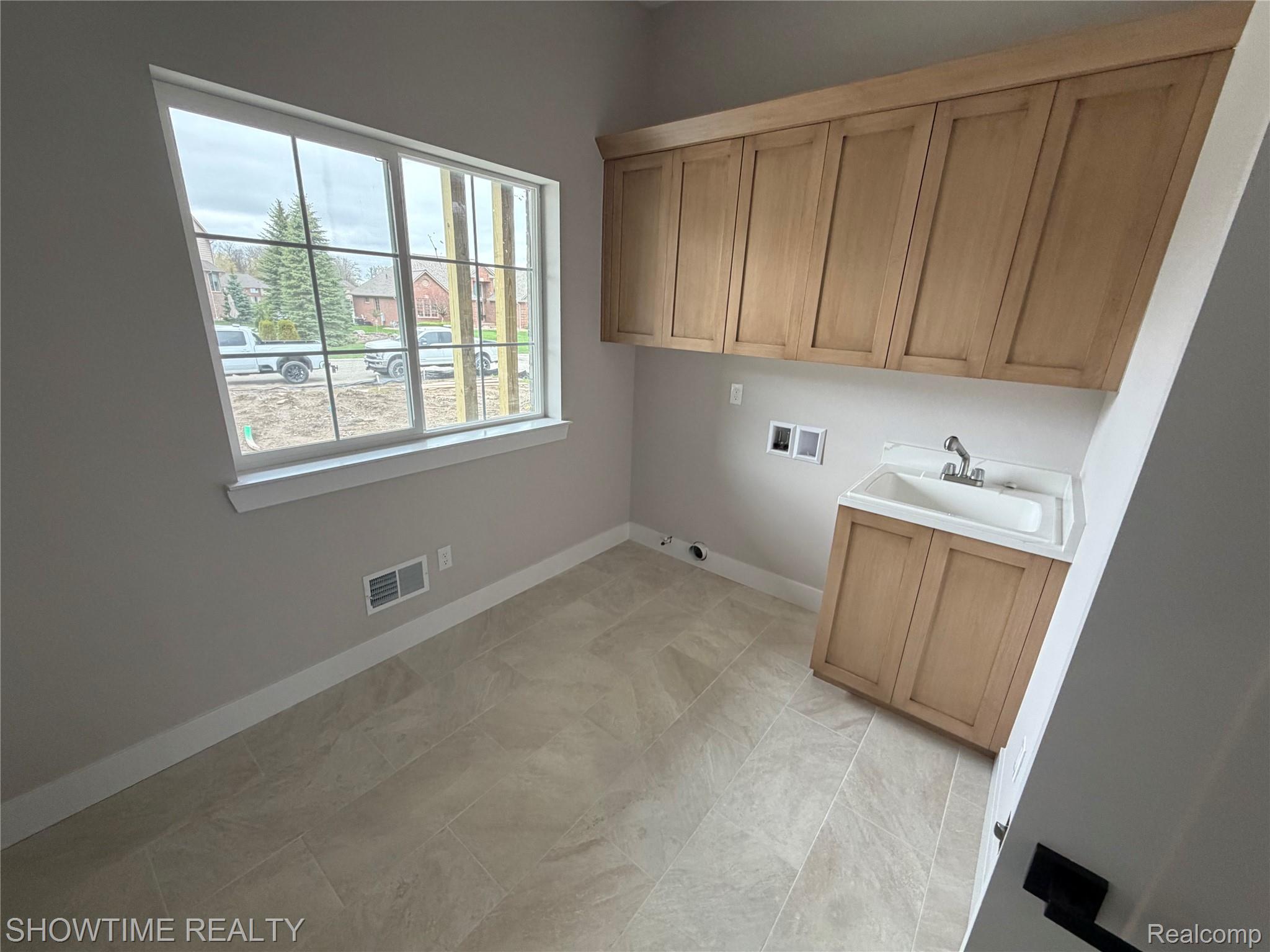 68125 Lake Angela Drive