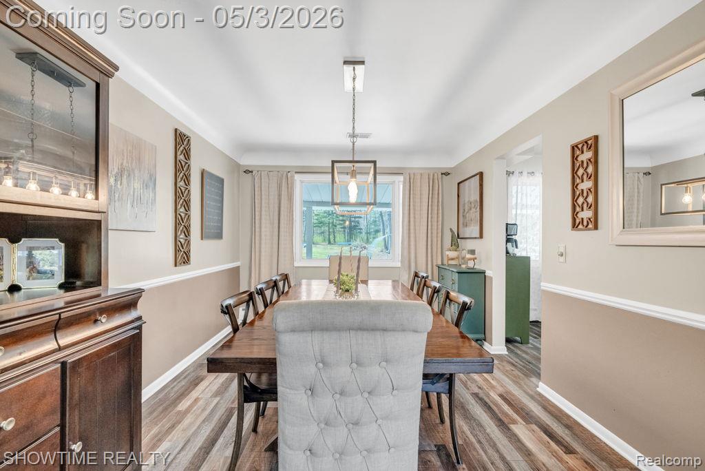 5211 Lakeshore Road