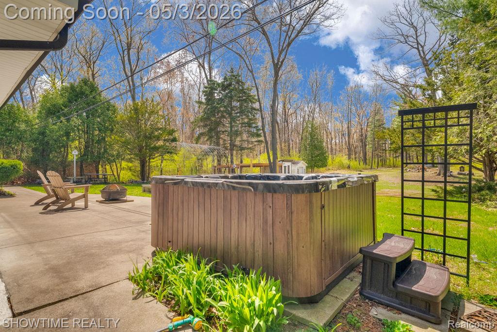5211 Lakeshore Road