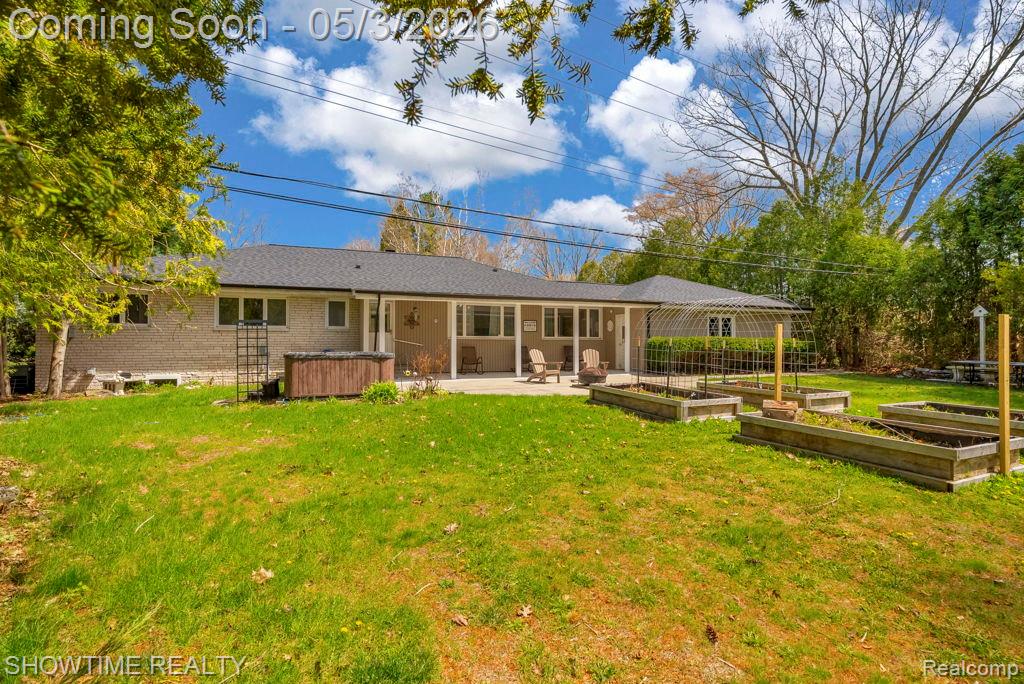 5211 Lakeshore Road