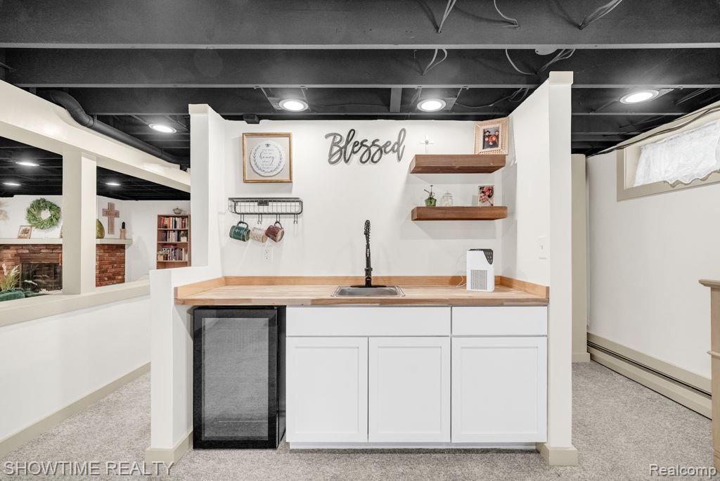 5211 Lakeshore Road