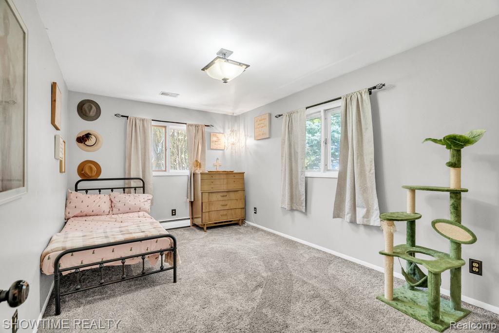 5211 Lakeshore Road