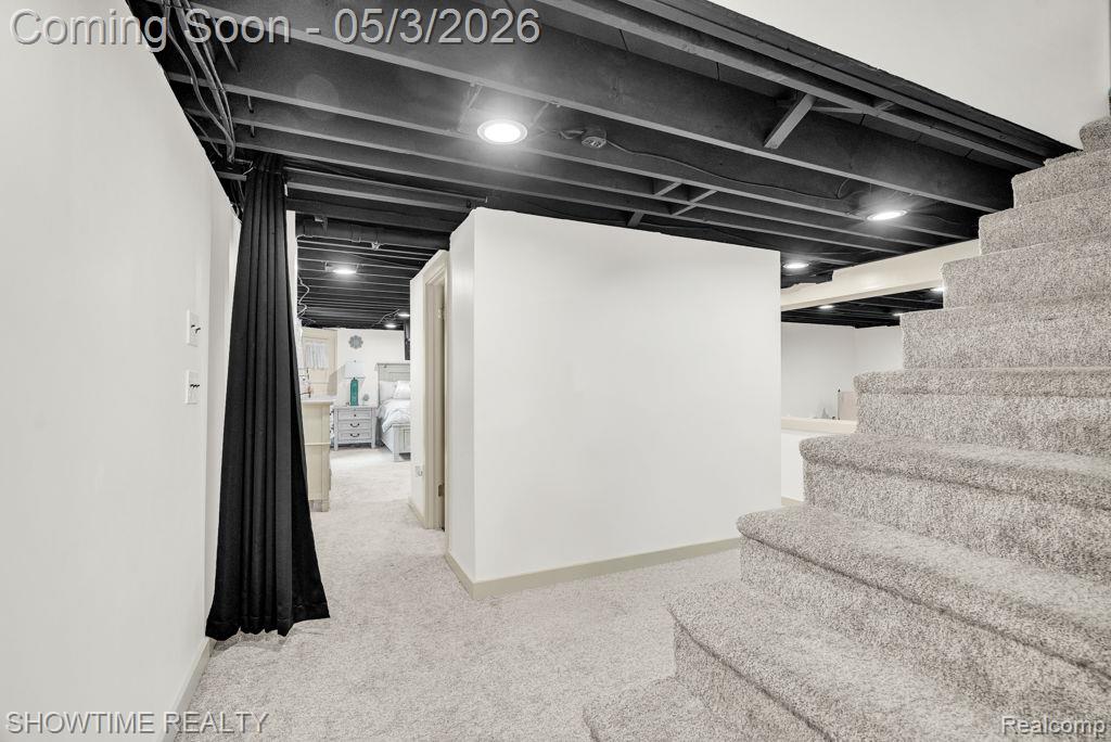 5211 Lakeshore Road