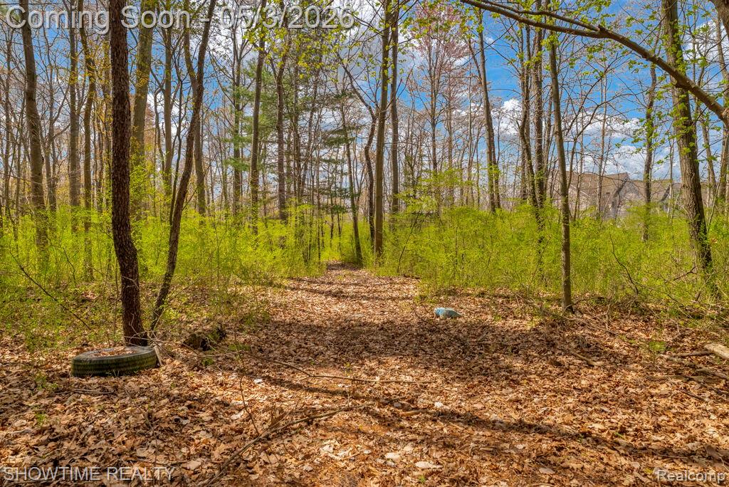 5211 Lakeshore Road