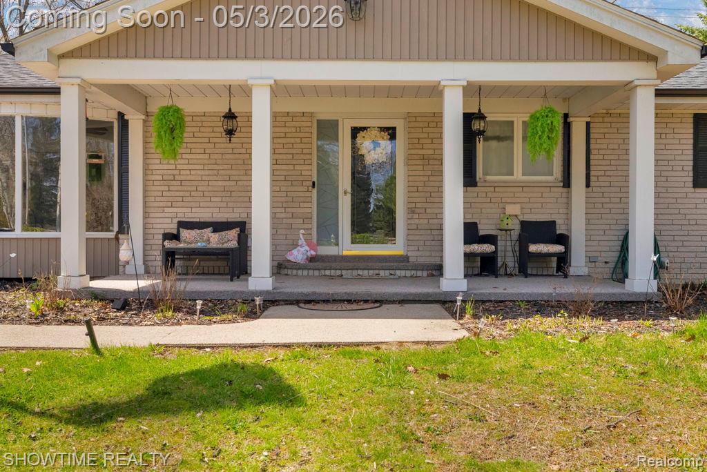 5211 Lakeshore Road