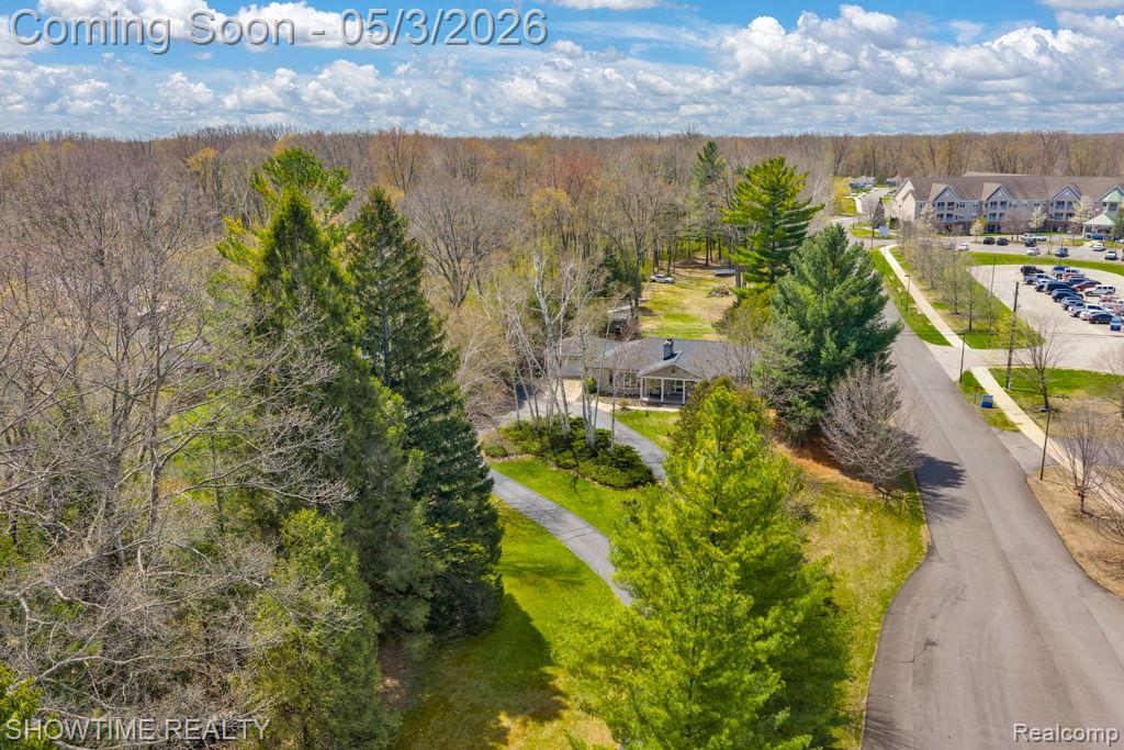 5211 Lakeshore Road
