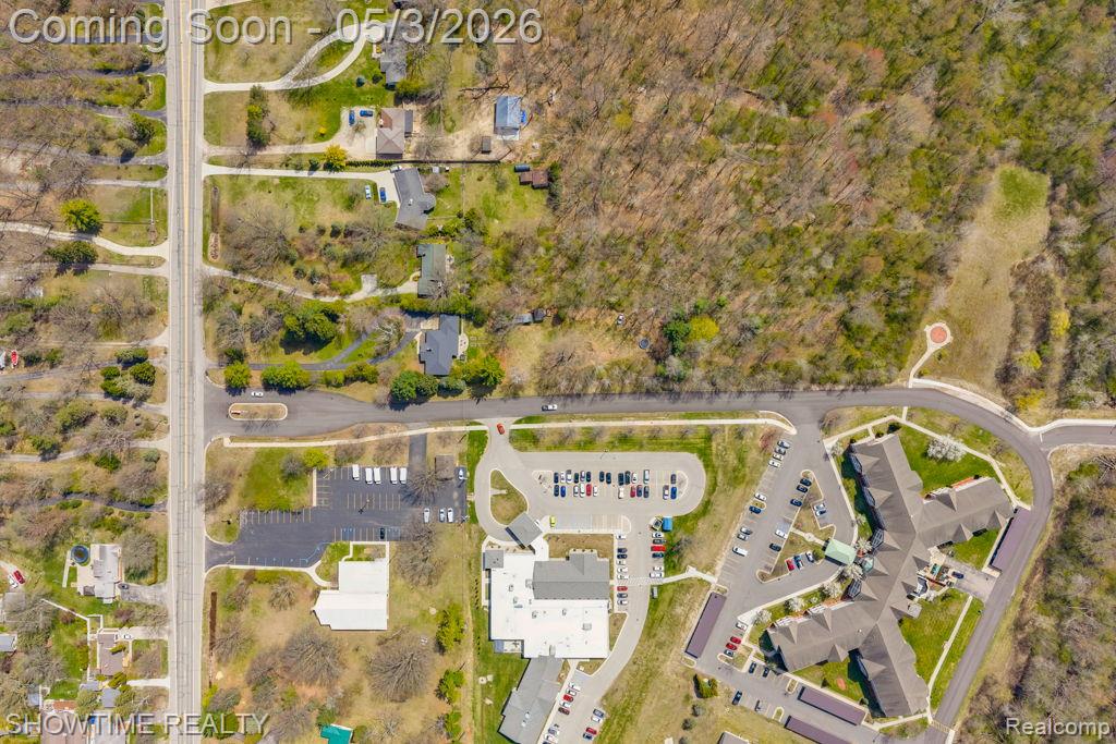 5211 Lakeshore Road