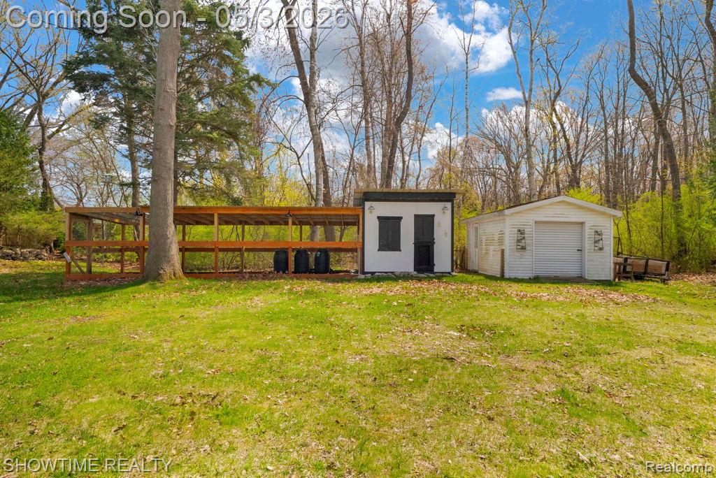 5211 Lakeshore Road