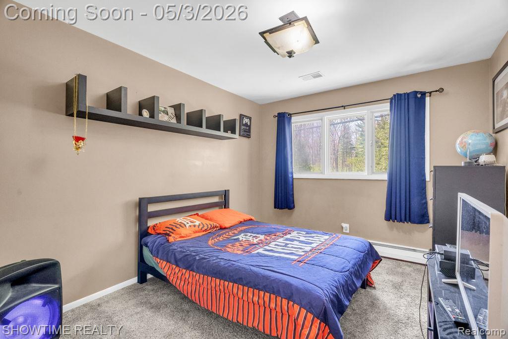 5211 Lakeshore Road