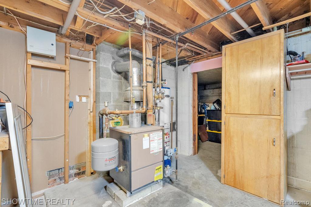 5211 Lakeshore Road