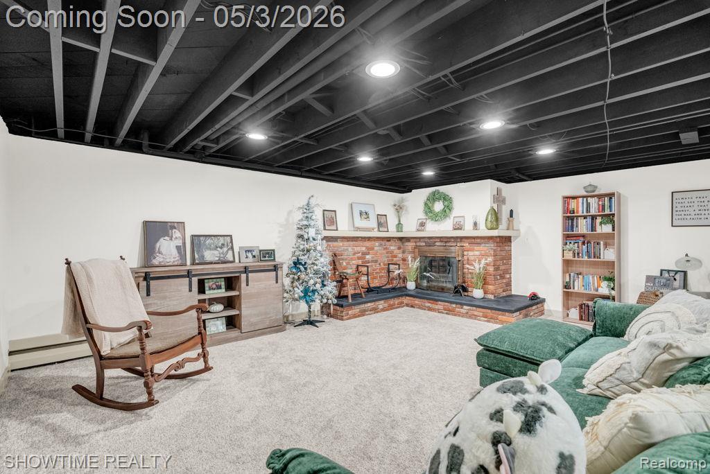 5211 Lakeshore Road