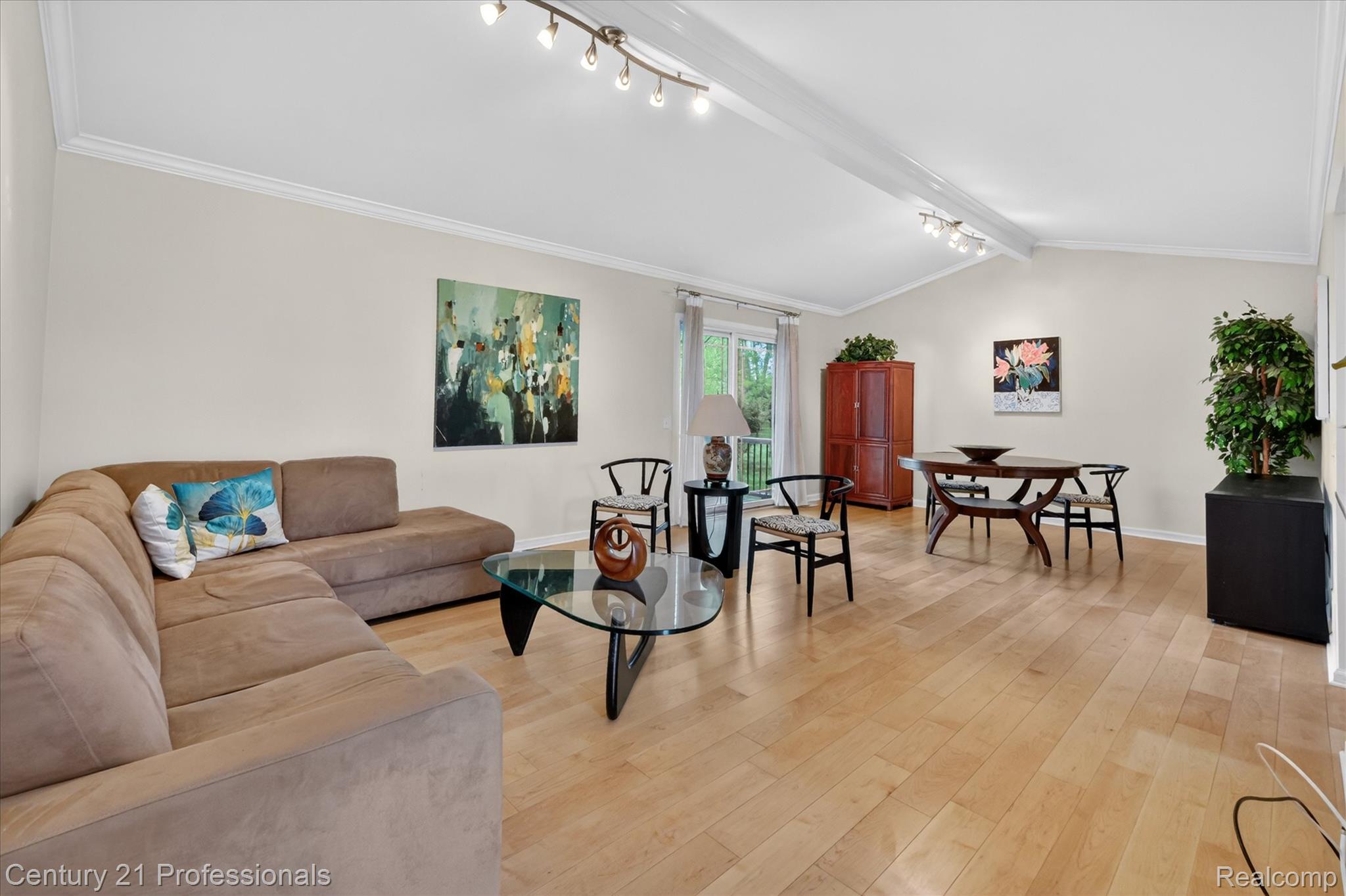 134 Foxboro Drive