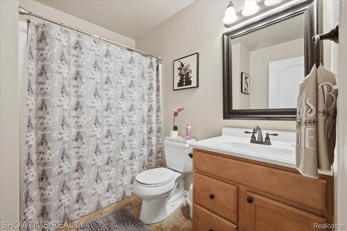 1311 Waverly Drive