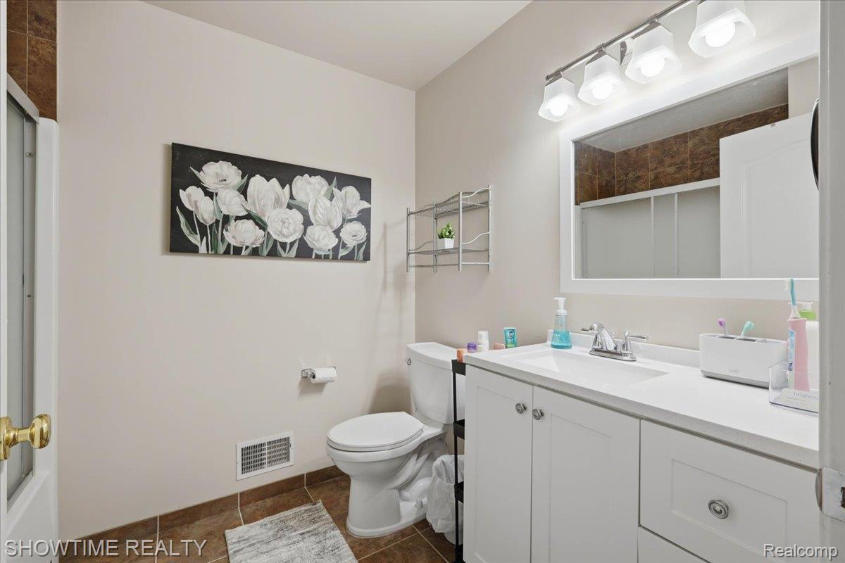 1311 Waverly Drive