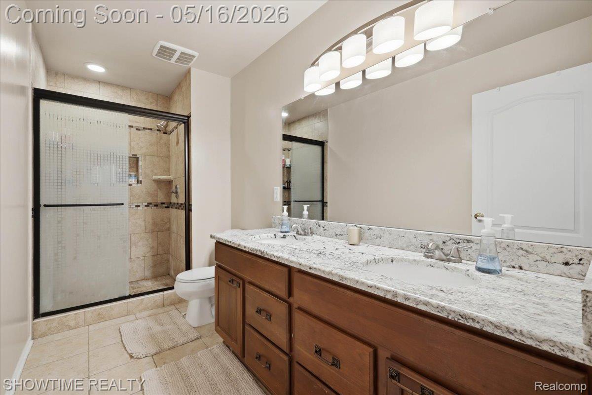 1311 Waverly Drive