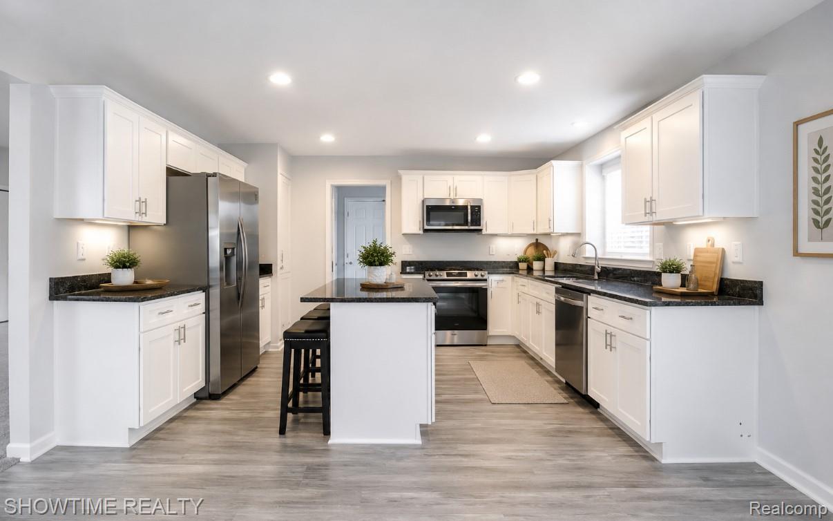 21130 PARKPLACE Lane