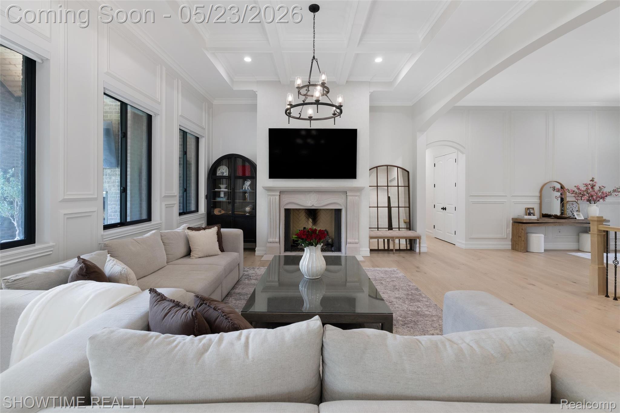 4805 Woodland Hills Drive