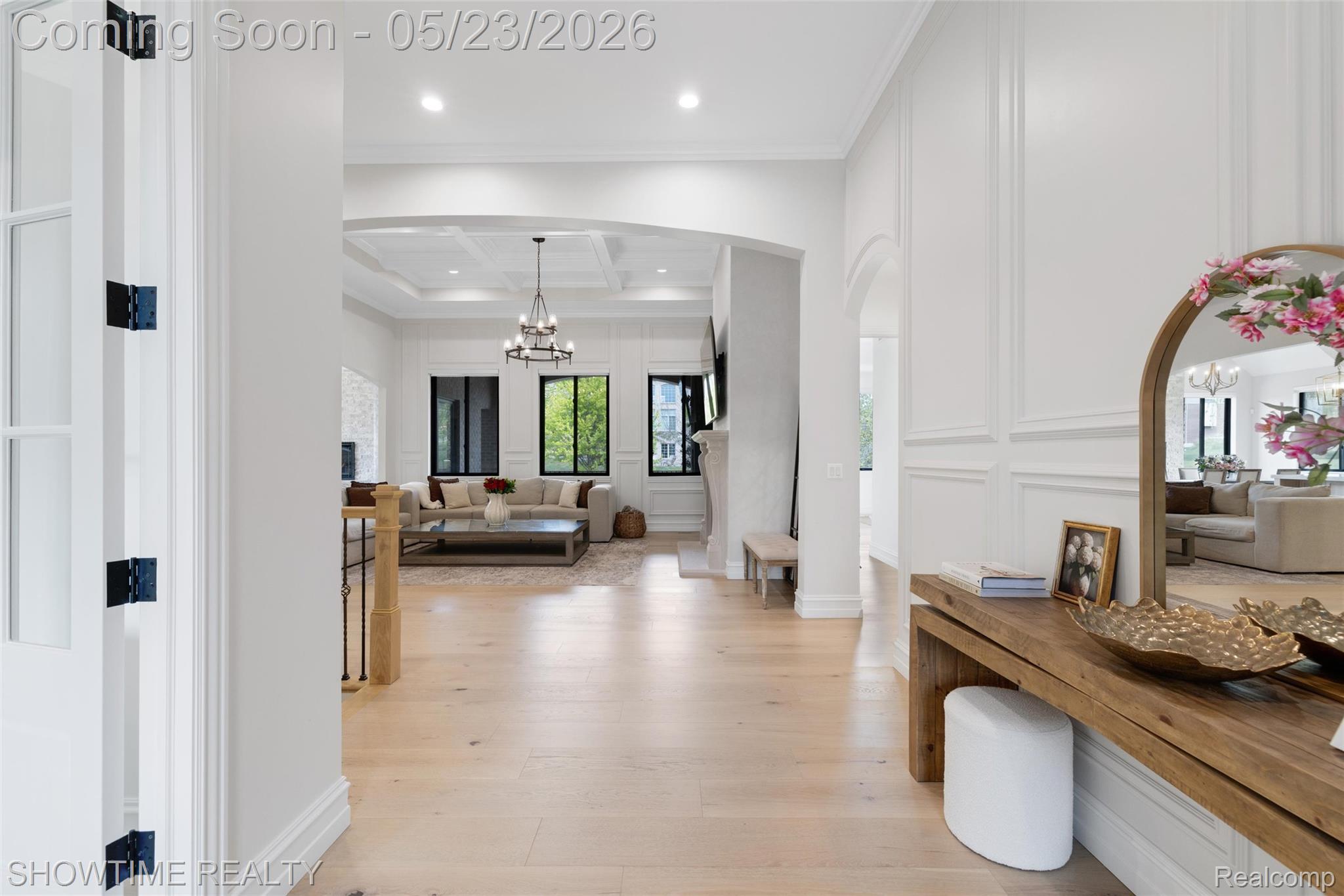 4805 Woodland Hills Drive