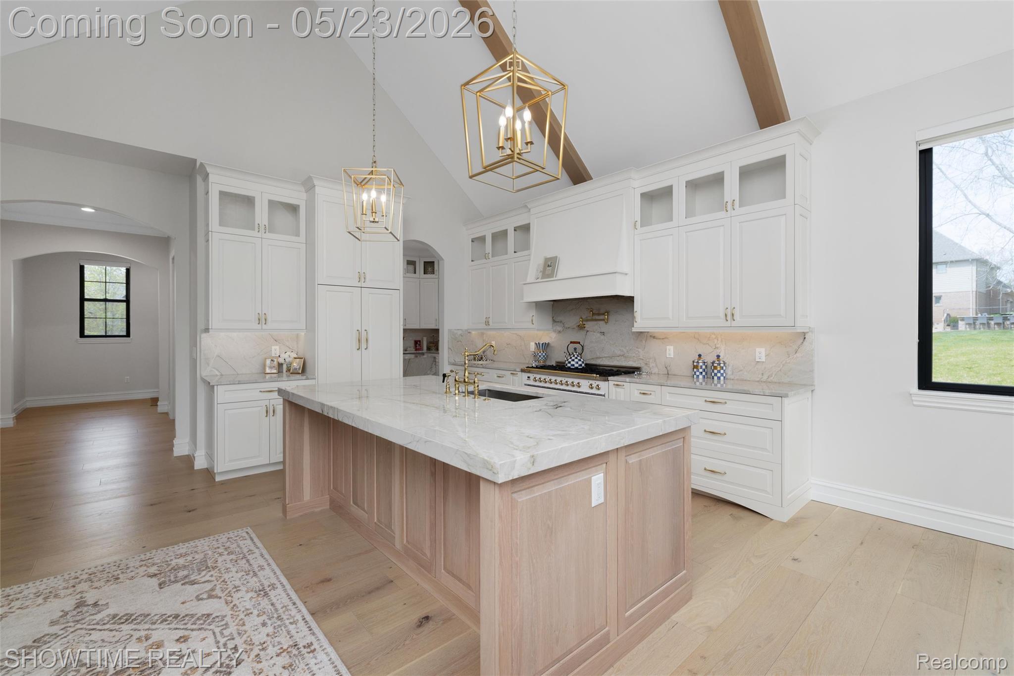 4805 Woodland Hills Drive