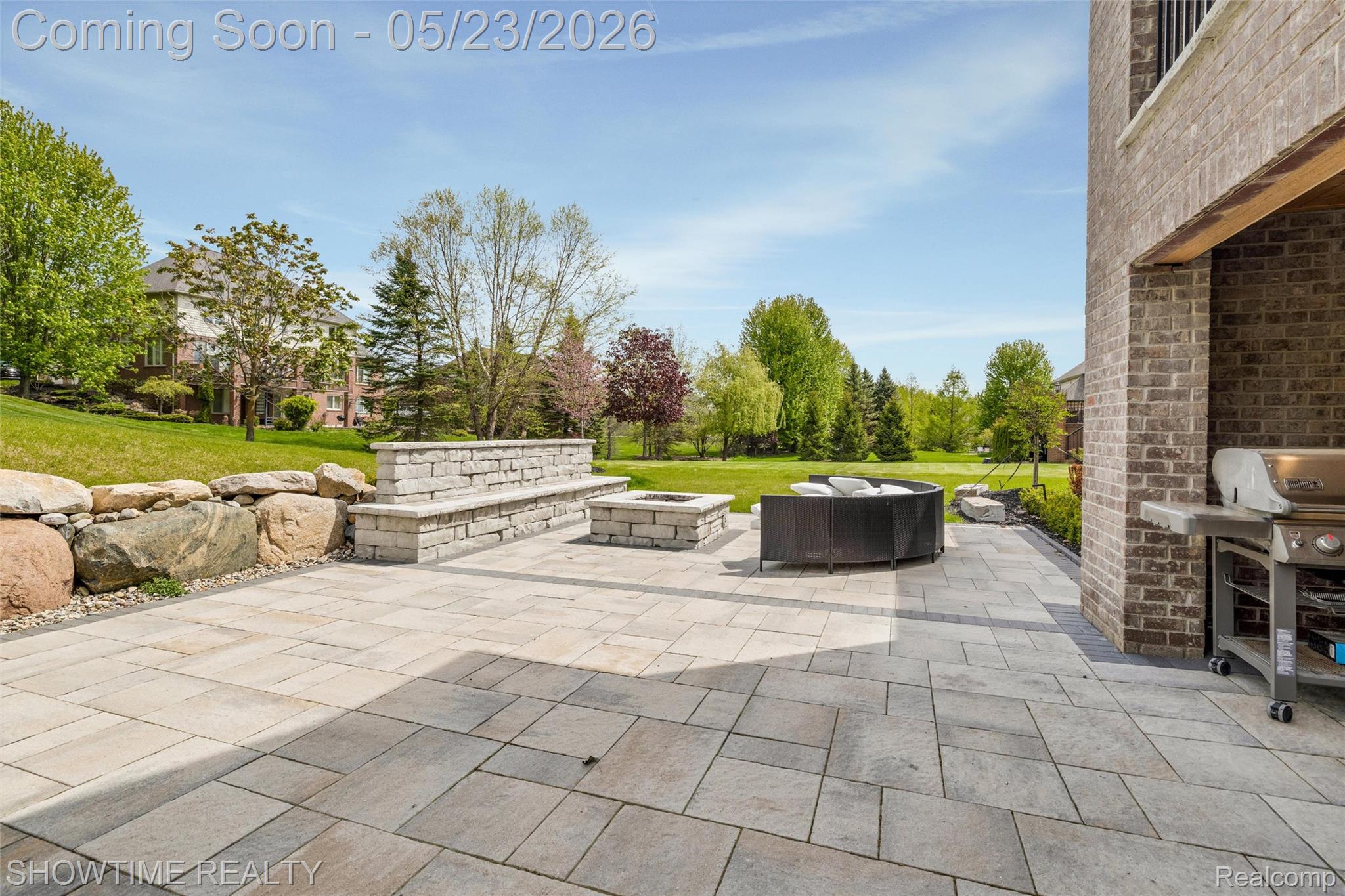 4805 Woodland Hills Drive