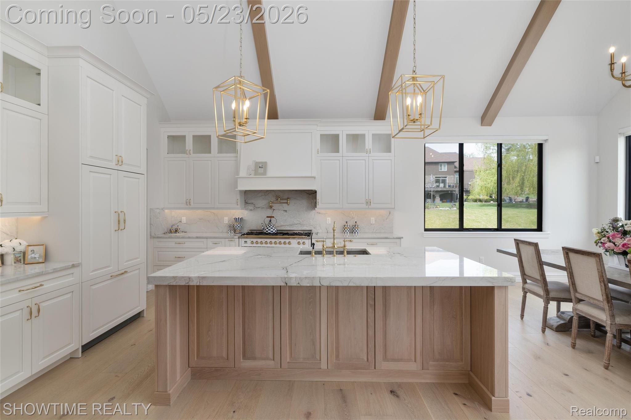 4805 Woodland Hills Drive