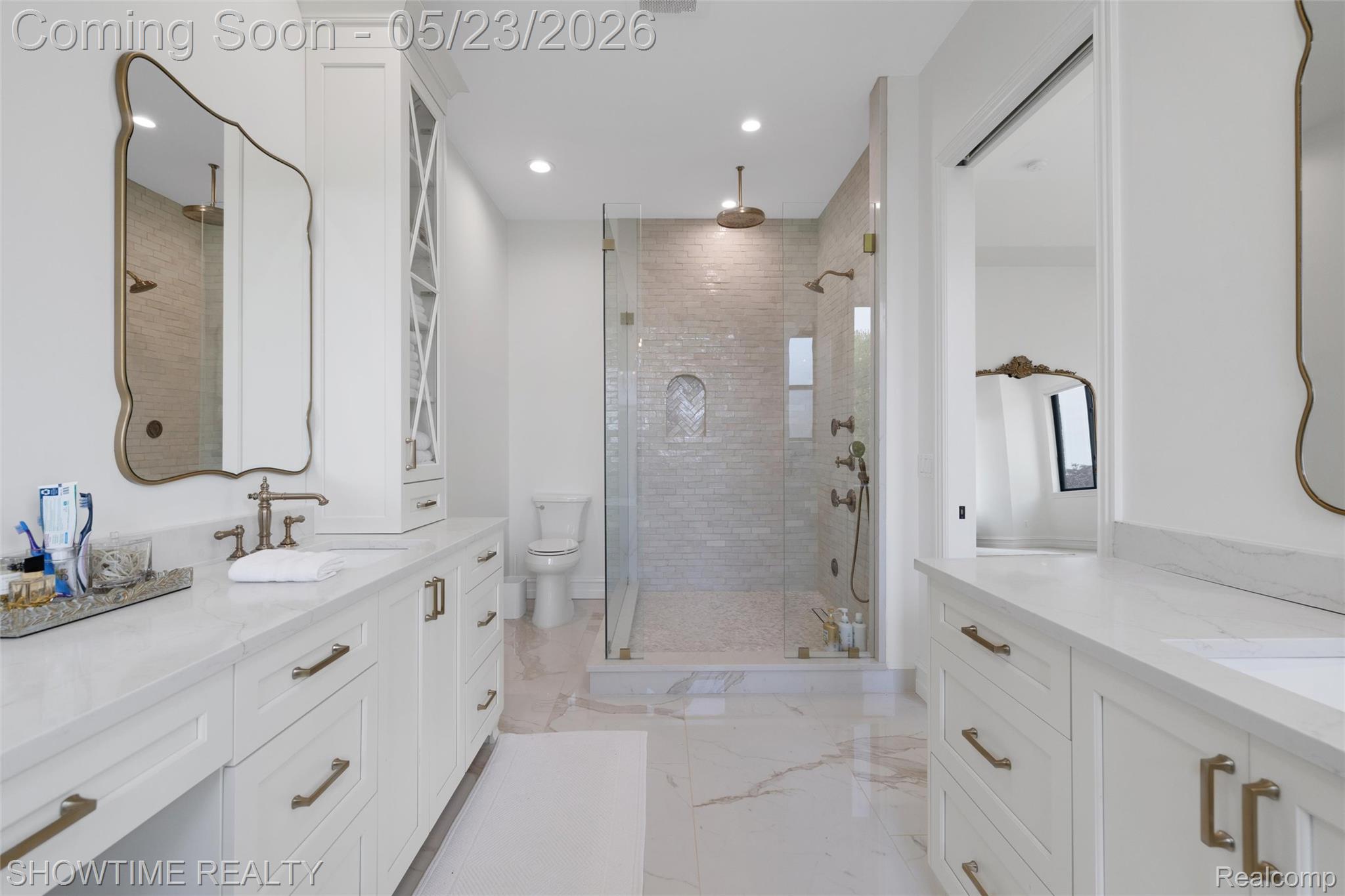 4805 Woodland Hills Drive