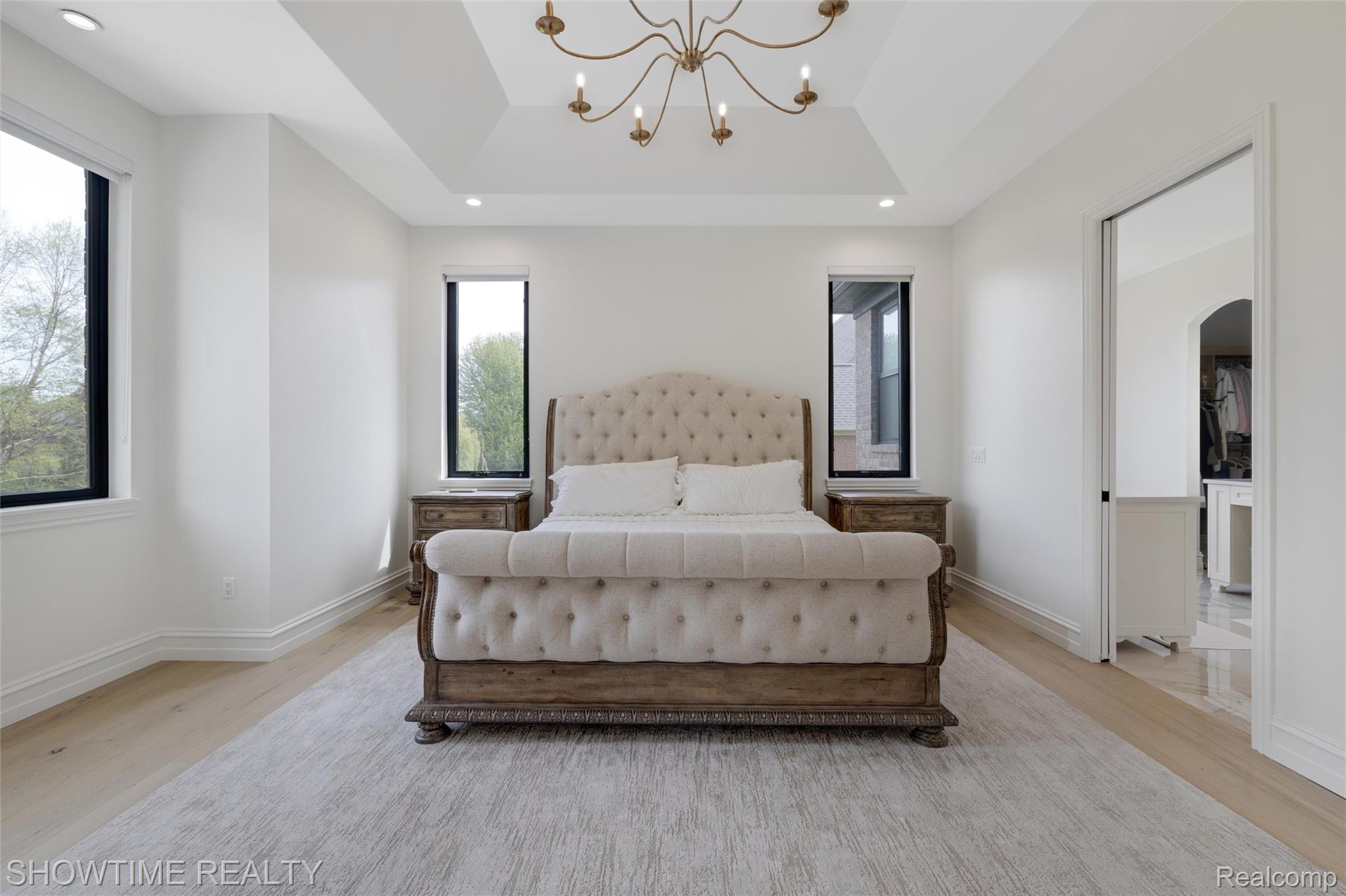 4805 Woodland Hills Drive